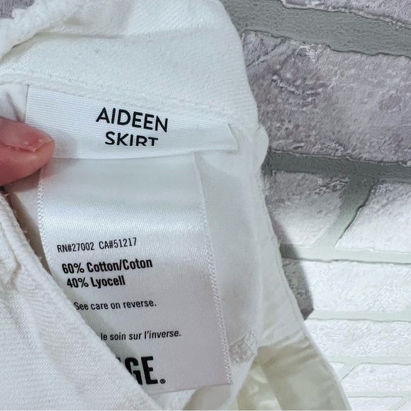 PAIGE Aideen Raw Hem Denim Skirt in Crisp White Size 26 - Picture 9 of 10